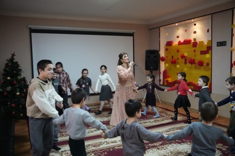 Благотворительный концерт "Радуга новогоднего настроения"