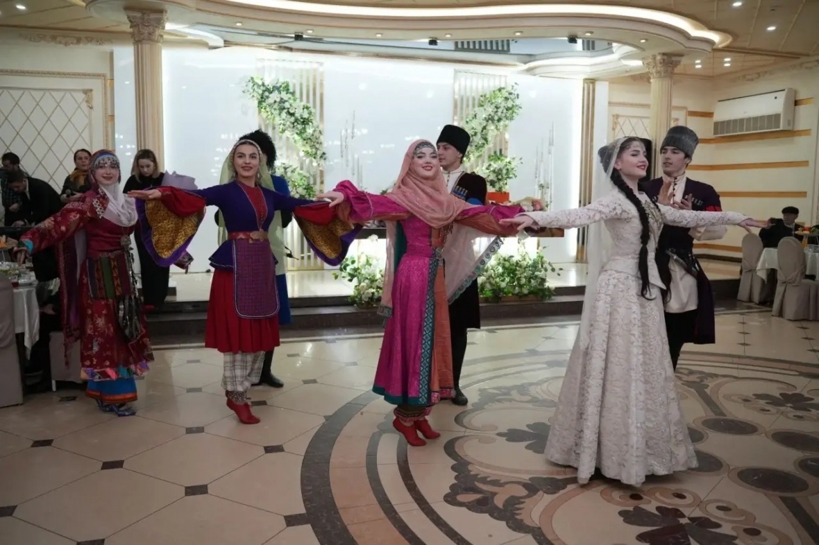 Юбилей Заслуженной артистки РД Зои Сатуевой